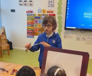 Karagöz ve Hacivat Okulumuzda: Yusuf Emre Korucu’ya Teşekkürler