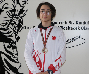 ESKRİM TÜRKİYE GENEL TURNUVASINDA 1.Cİ YİNE ÖNCÜ'DEN