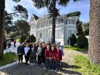 İZİNDEYİZ ATA’M