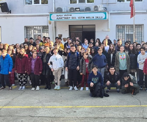 SEVGİ, BİLGİ VE MUTLULUĞU PAYLAŞARAK ÇOĞALTIYORUZ