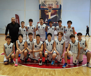 BASKETBOL MÜSABAKALARINDA ÖĞRENCİLERİMİZDEN BÜYÜK BAŞARI