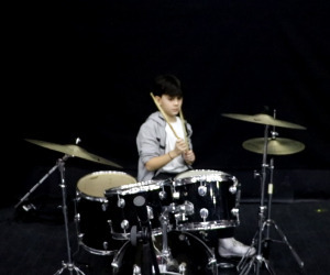 ÖNCÜ'DE KARAOKE ZAMANI