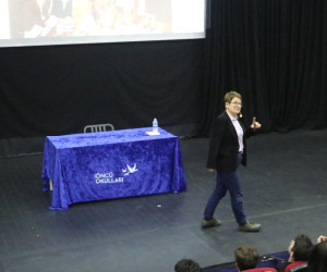PROF. DR. SONDAN DORUKANOĞLU FEYİZ İLE HAYATA ANLAM KATMAK - VAZGEÇMEMEK 