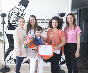 ÖĞRENCİLERİMİZDEN ARAŞTIRMA PROJELERİ YARIŞMASINDA DERECE