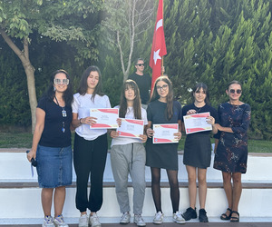 Okulumuzun Başarılı Öğrencileri World Scholars Cup'ta Büyük Başarı Elde Etti