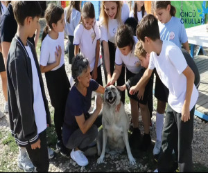 4 Ekim Hayvanları Koruma Günü'nde Çağdaş Öncü Okulları